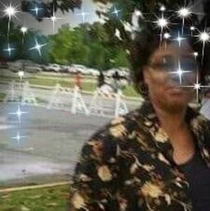 Meet your Posher, Sandra